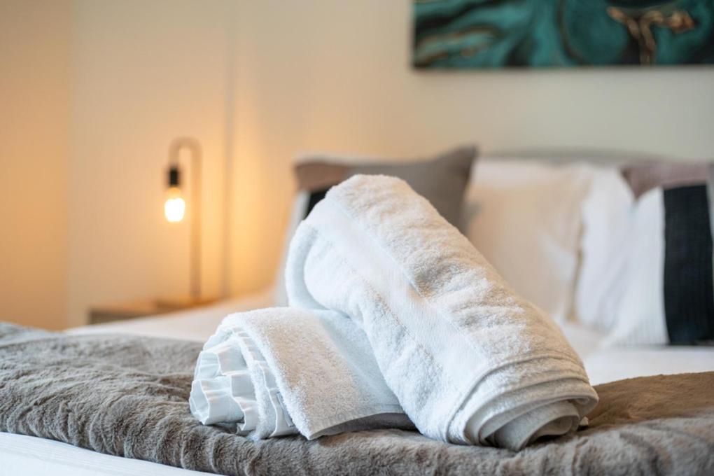 Zenith Hub Apartment London Ngoại thất bức ảnh