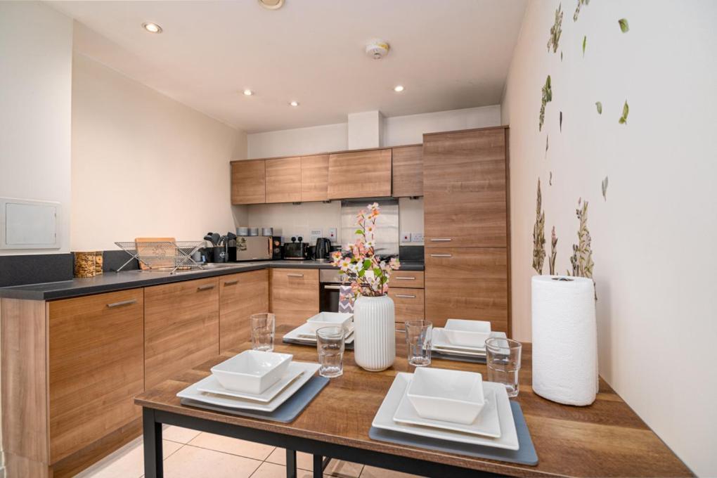 Zenith Hub Apartment London Ngoại thất bức ảnh